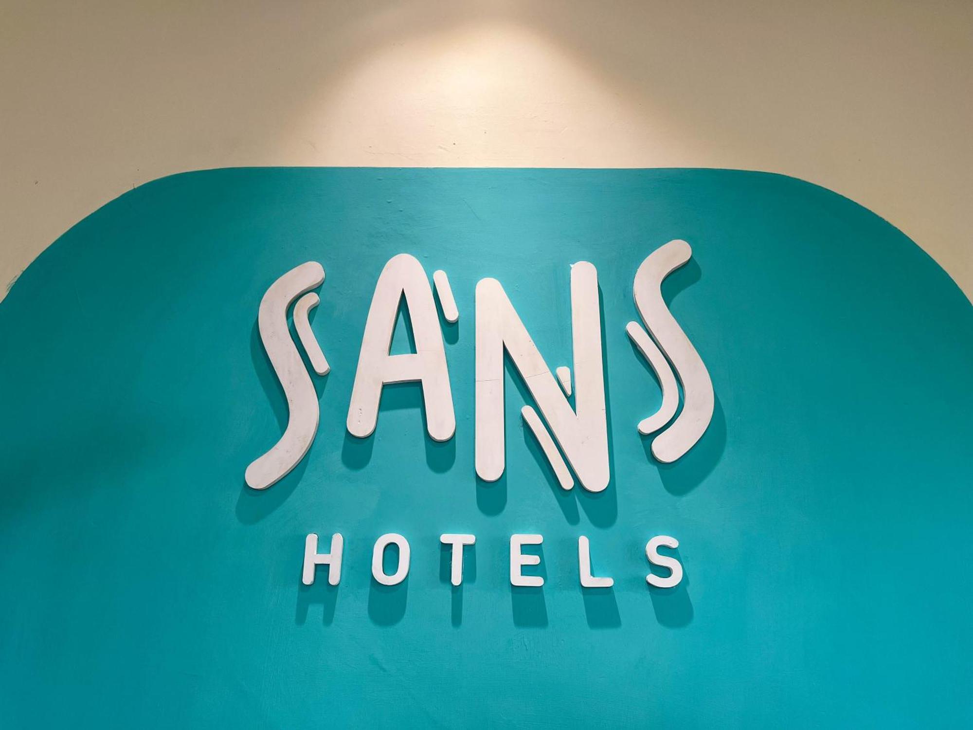 Sans Hotel Premiere Majapahit Semarang Dış mekan fotoğraf